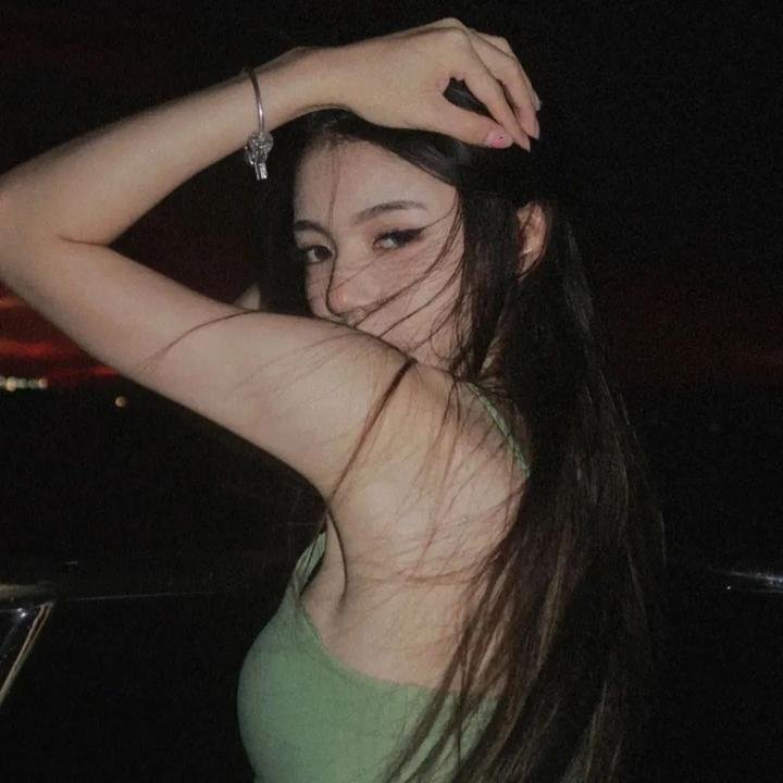 忘记她是他